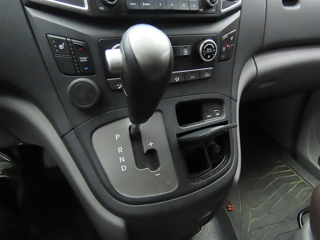 HYUNDAI Starex - Vista 11