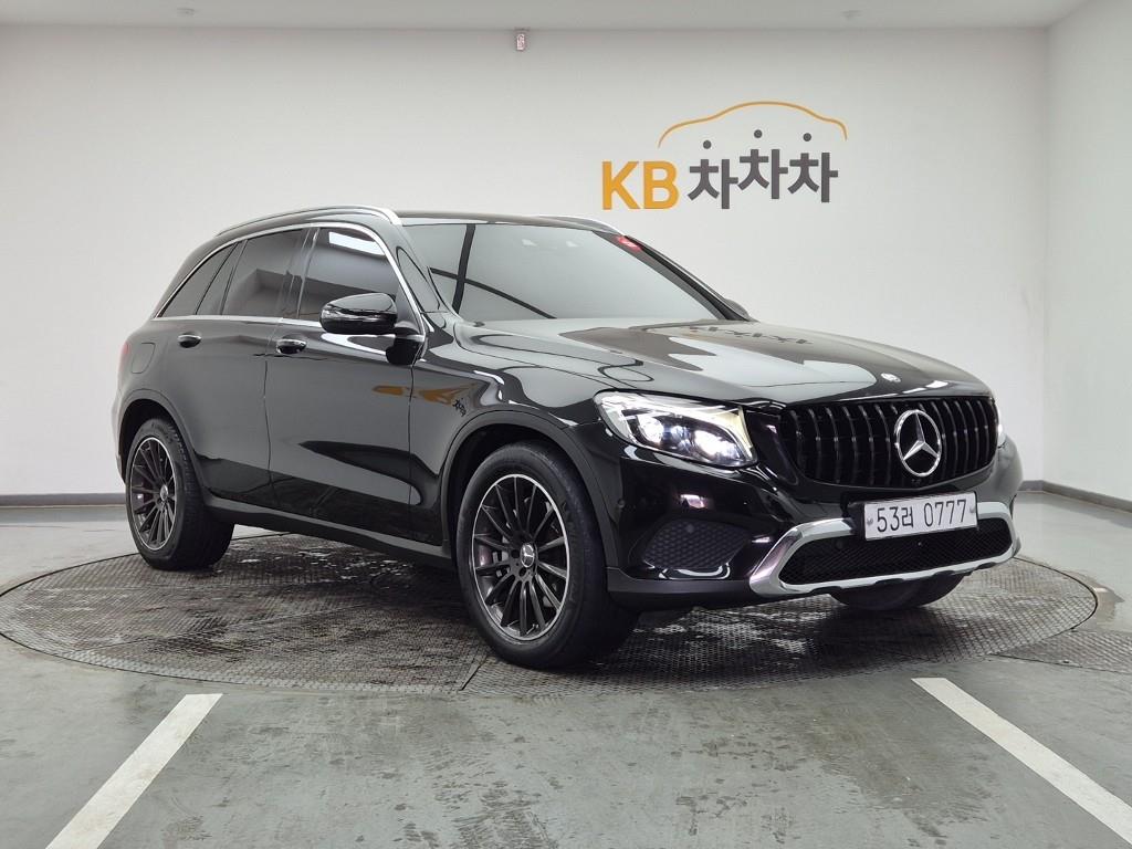 Mercedes Benz GLC Class - Vista 2