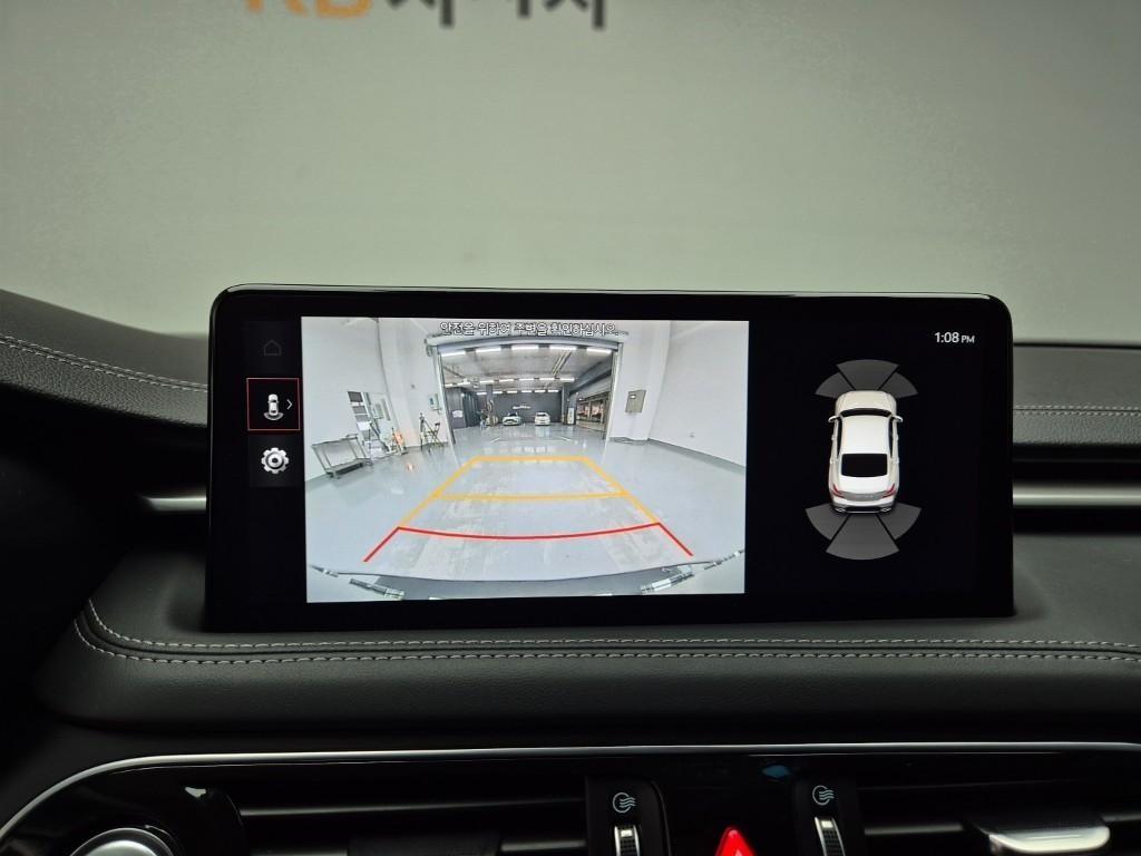 Genesis G70 - Vista 12