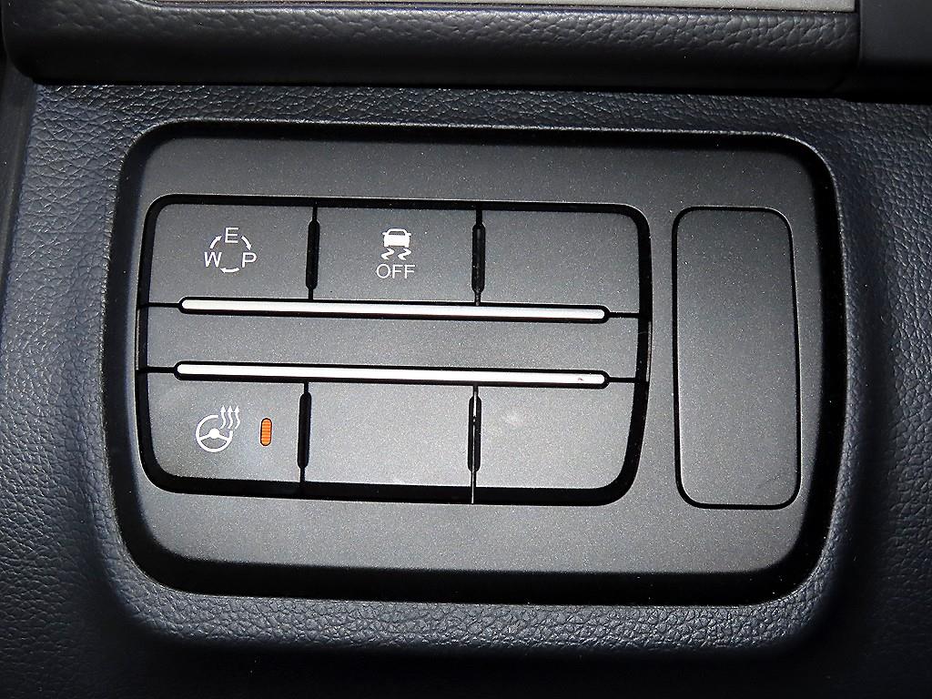 Ssangyong Tivoli 2016 Blanco - Importación desde Corea - HF Imports Iquique - Foto 13