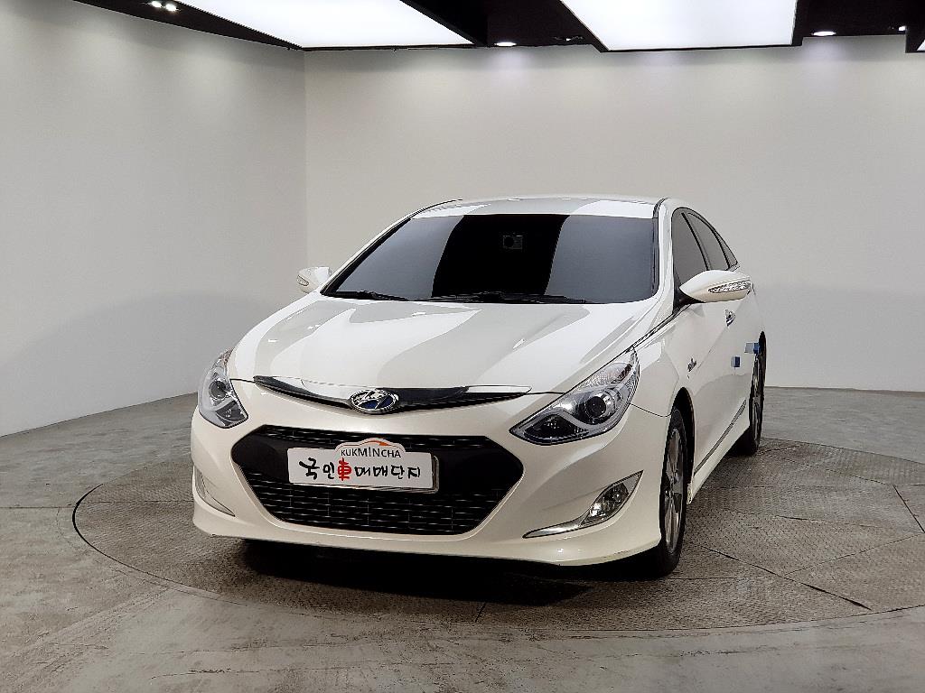 HYUNDAI Sonata - Vista 2