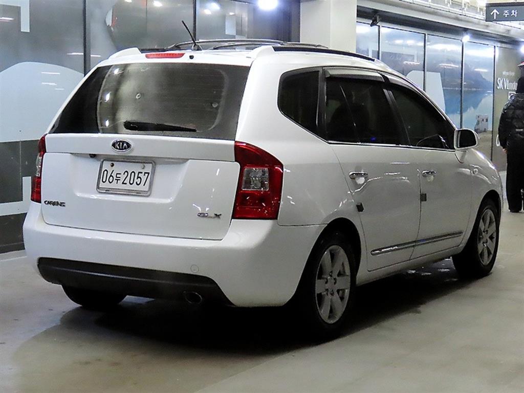 KIA Carens - Vista 4