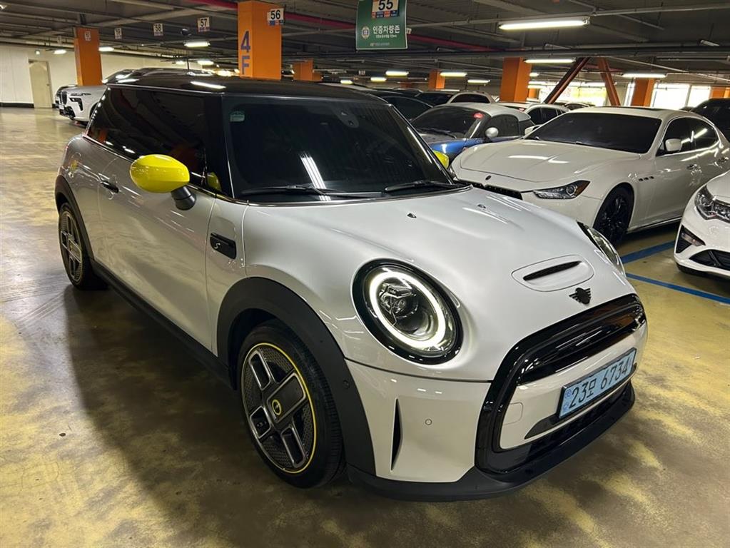 Mini Cooper Electric - Vista 6