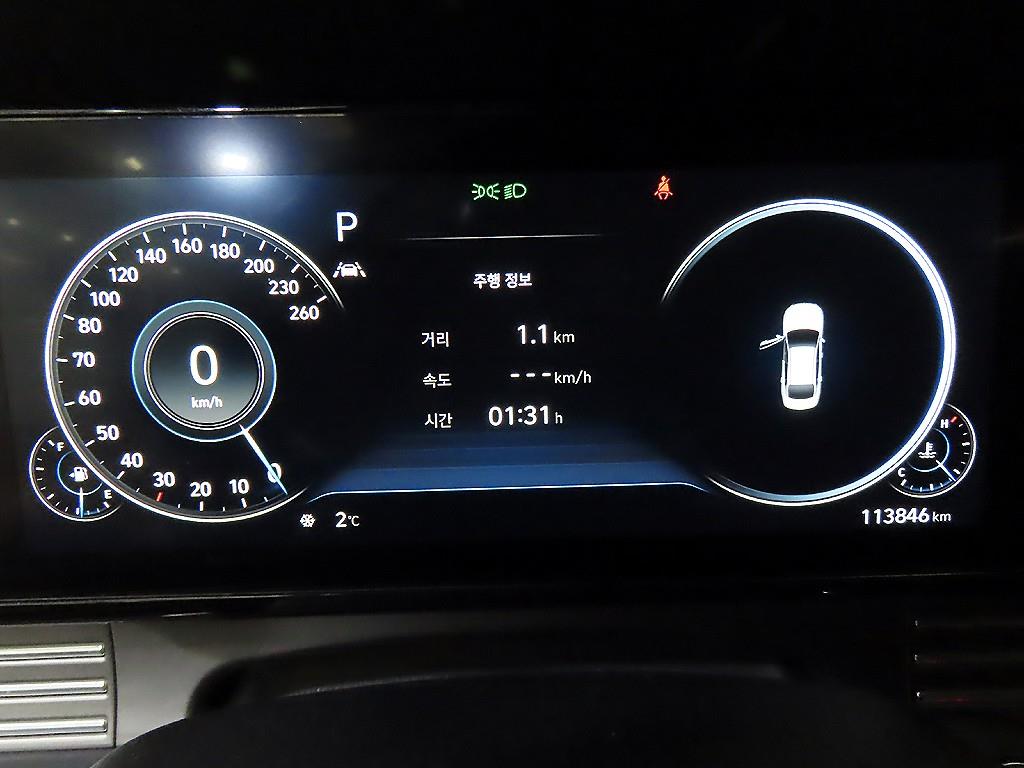 HYUNDAI Grandeur - Vista 9