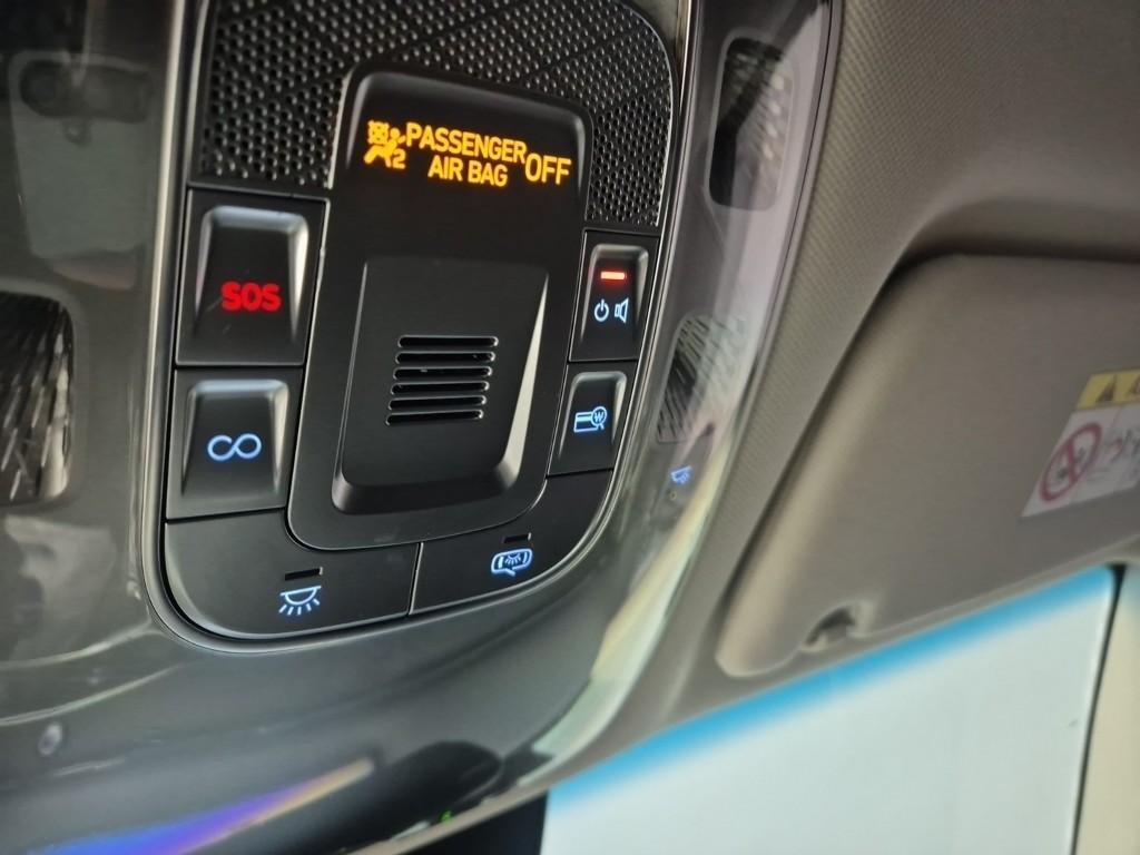 Genesis GV70 2021 Blanco - Importación desde Corea - HF Imports Iquique - Foto 16