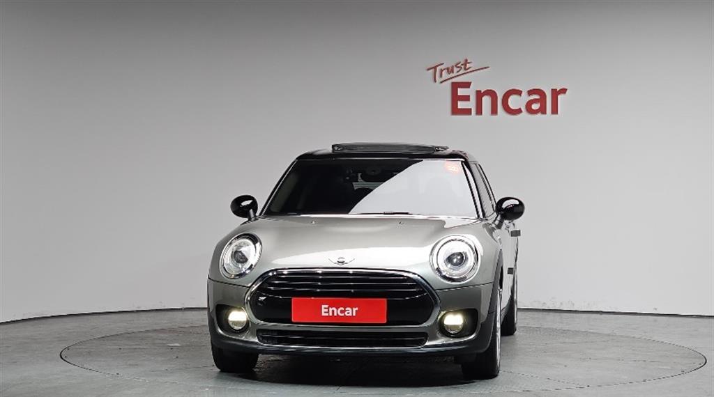 Mini Clubman - Vista 3