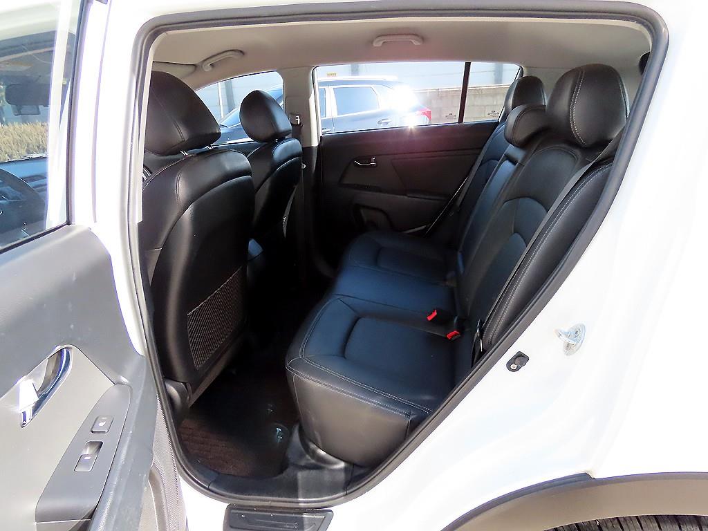 KIA Sportage - Vista 6