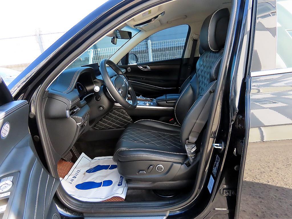 Genesis GV80 - Vista 5