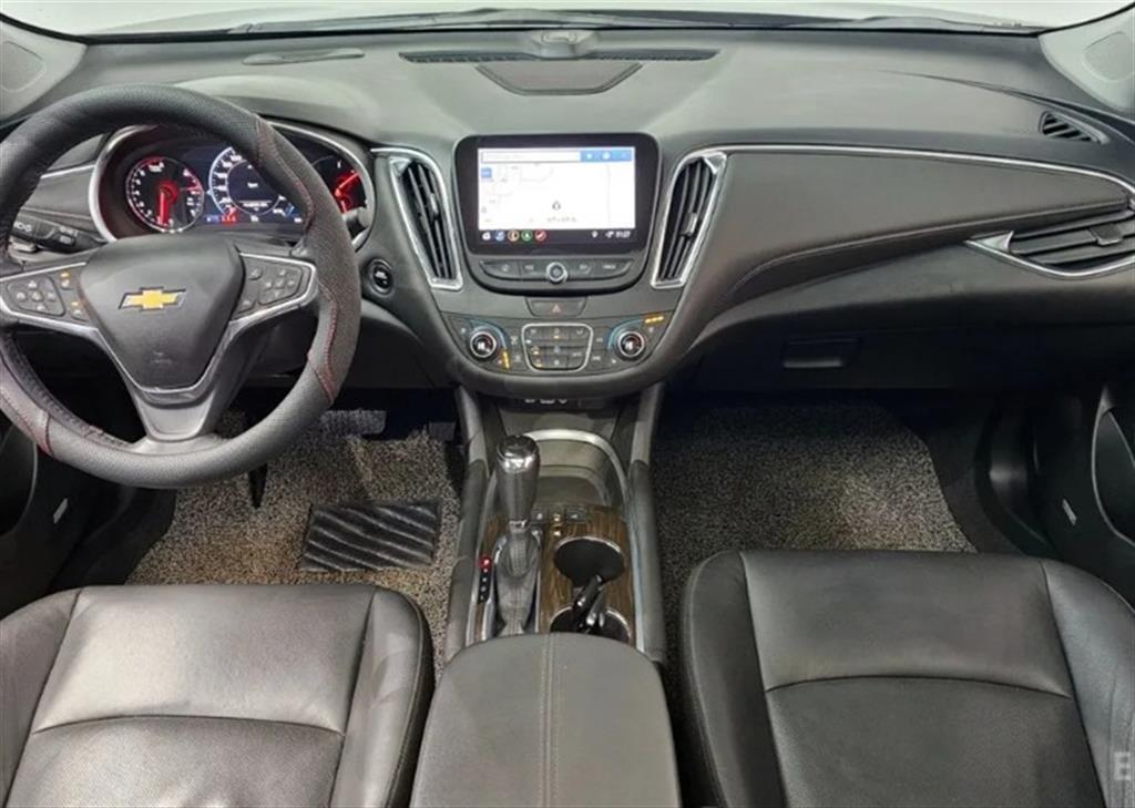 Chevrolet Malibu - Vista 7