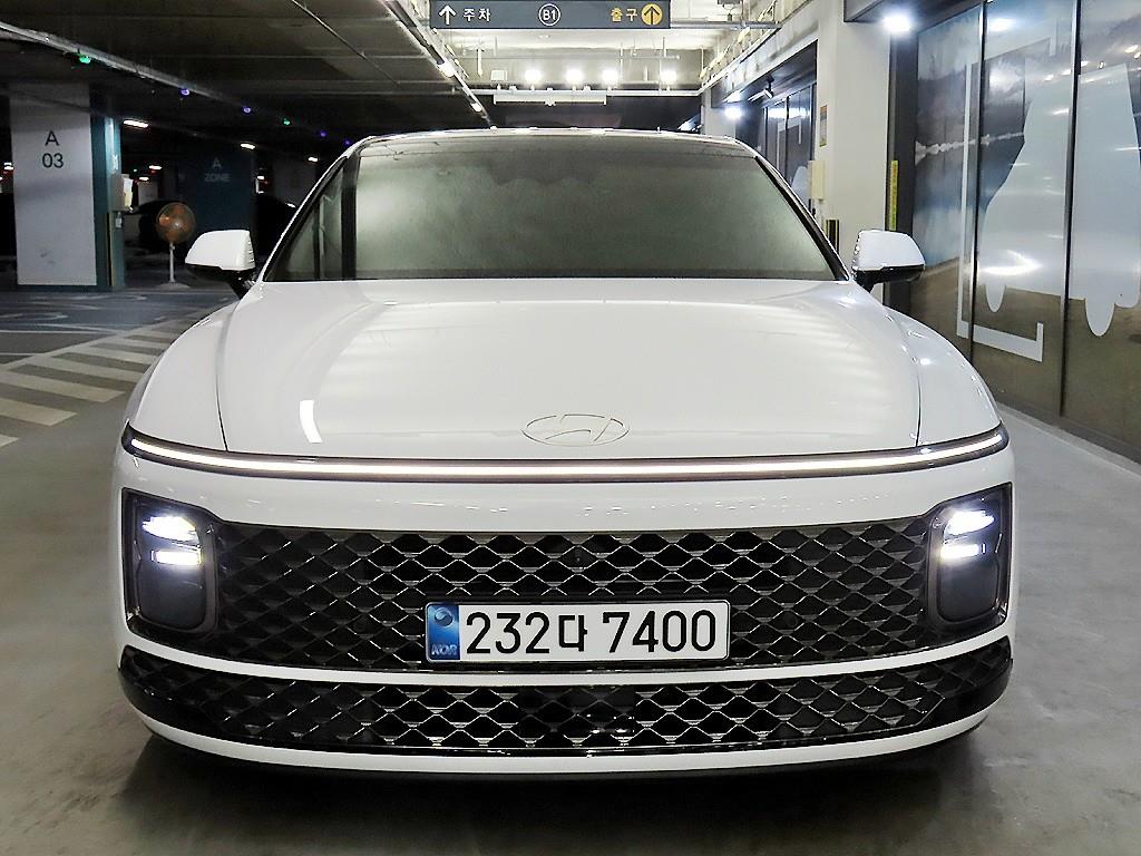 HYUNDAI Grandeur - Vista 2