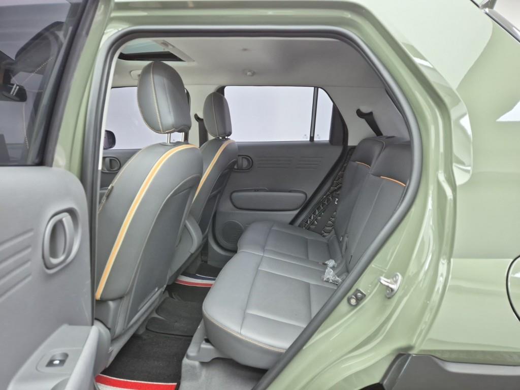 HYUNDAI Casper - Vista 12