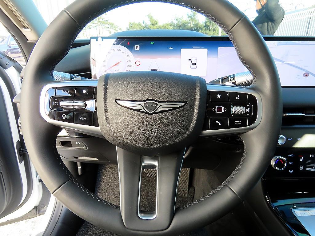 Genesis G80 - Vista 8