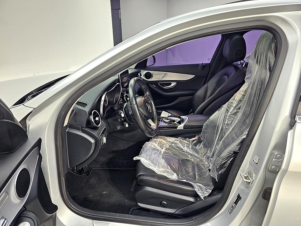 Mercedes Benz C Class - Vista 8