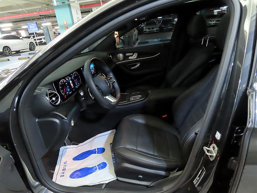 Mercedes Benz E class - Vista 6