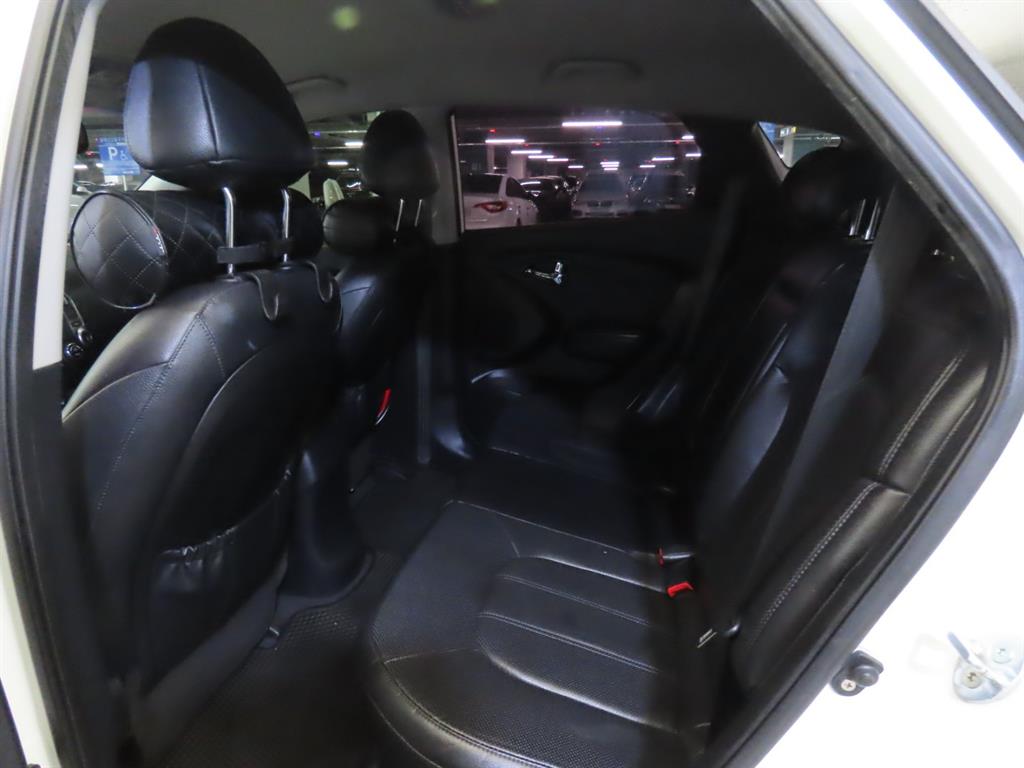 HYUNDAI Tucson 2013 Blanco - Importación desde Corea - HF Imports Iquique - Foto 7