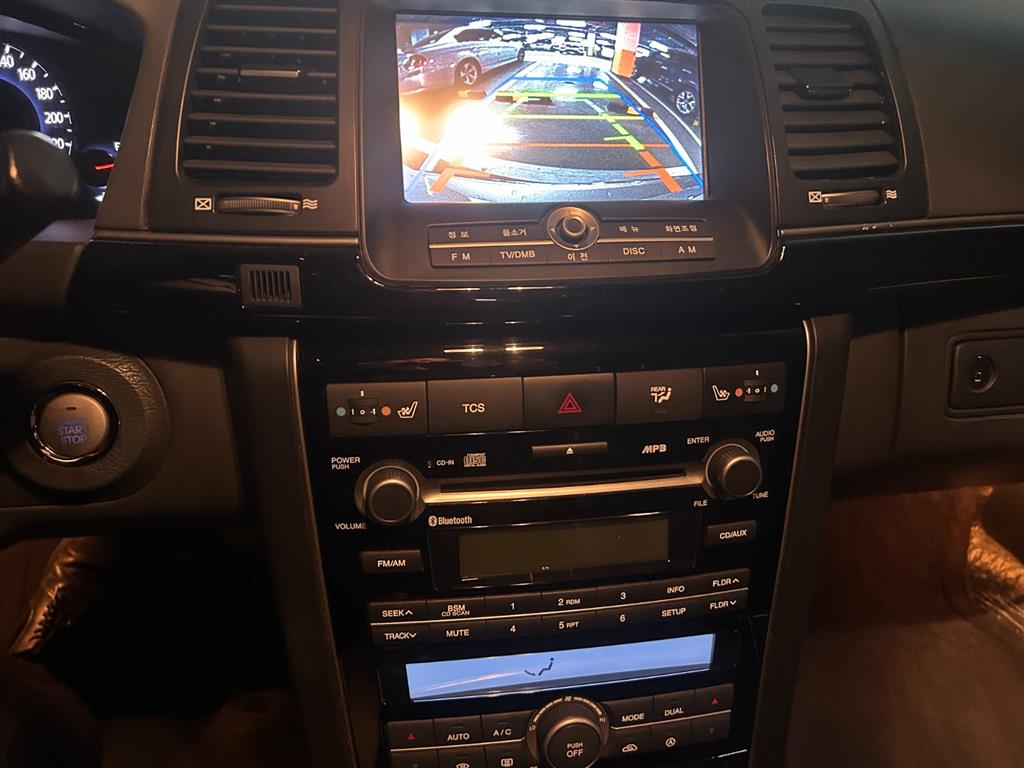 KIA Opirus - Vista 6