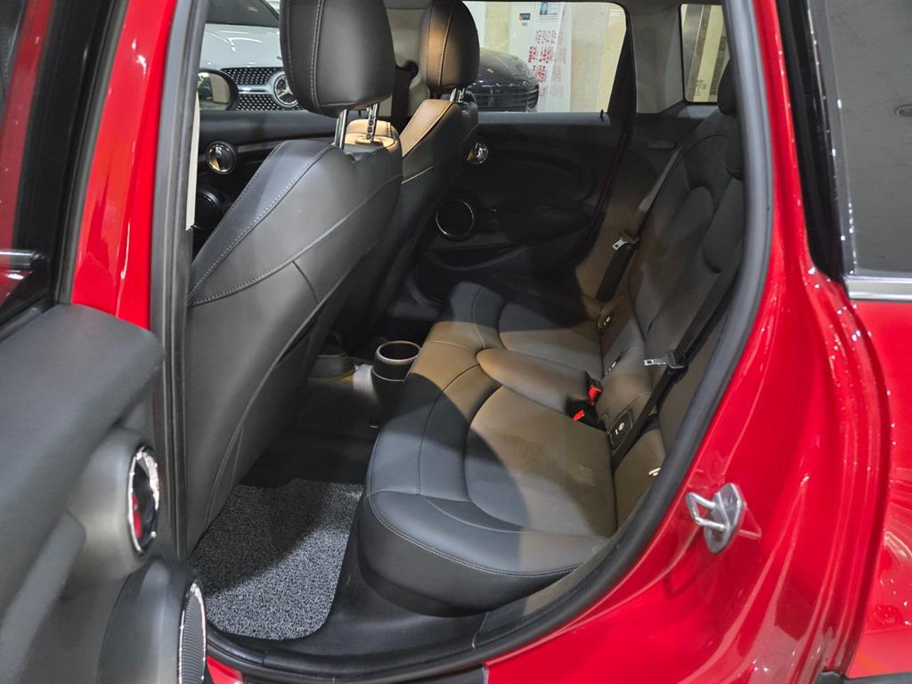 Mini Cooper - Vista 7