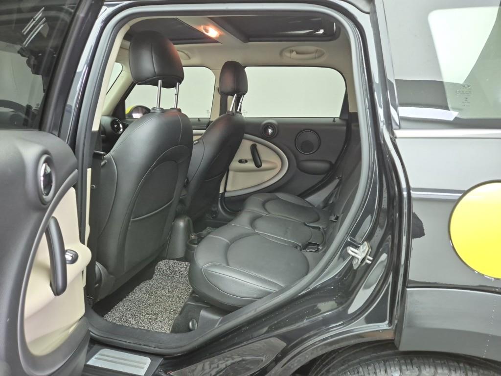 Mini Countryman - Vista 12