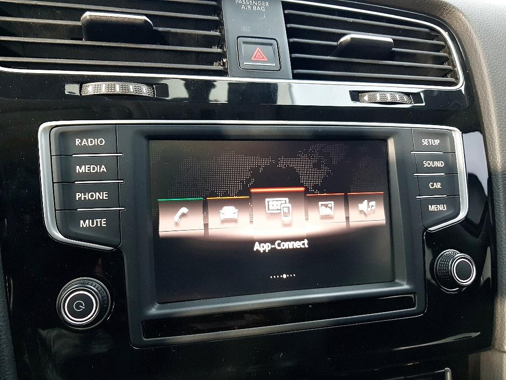 Volkswagen Golf - Vista 11