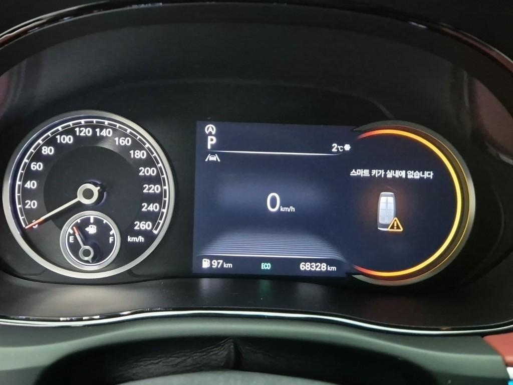 Genesis GV70 - Vista 6