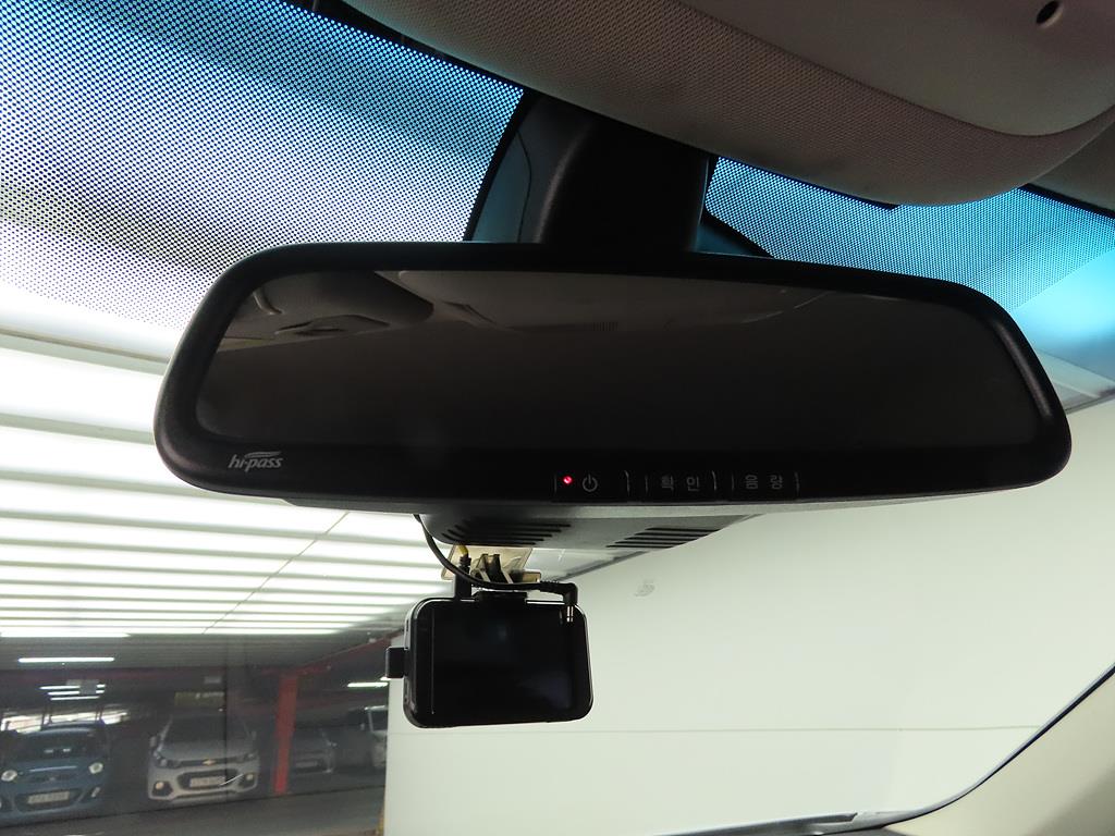 SAMSUNG QM6 2017 Blanco - Importación desde Corea - HF Imports Iquique - Foto 15