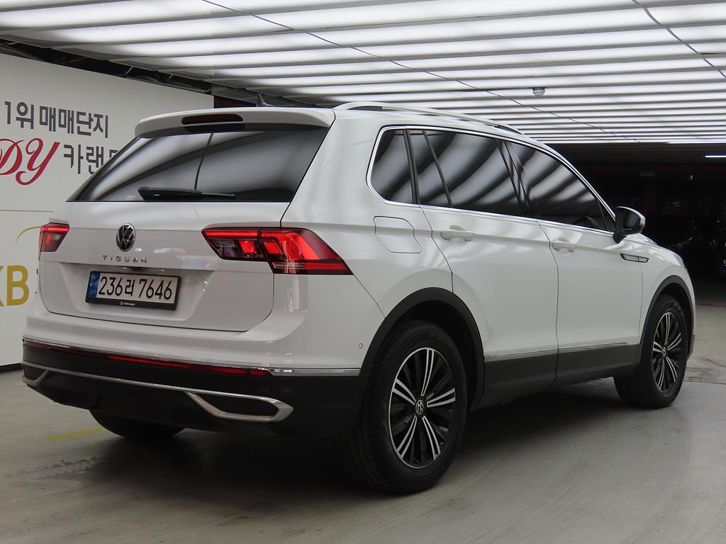 Volkswagen Tiguan - Vista 4