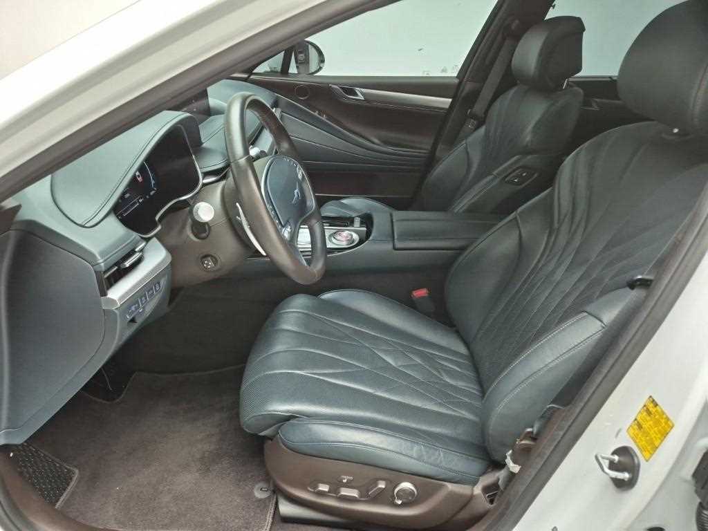 Genesis G80 - Vista 11