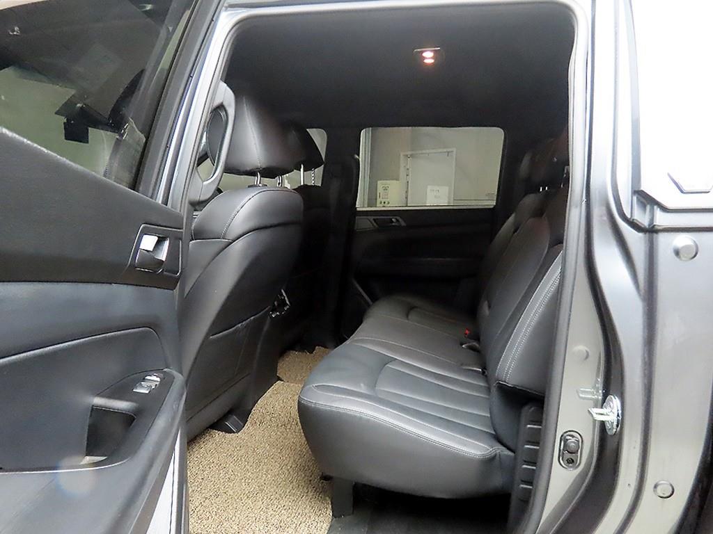 Ssangyong Rexton - Vista 6