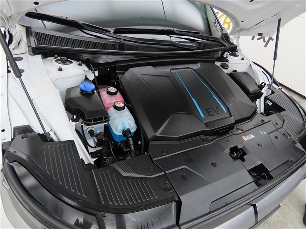 HYUNDAI Ioniq 5 2023 Blanco - Importación desde Corea - HF Imports Iquique - Foto 19