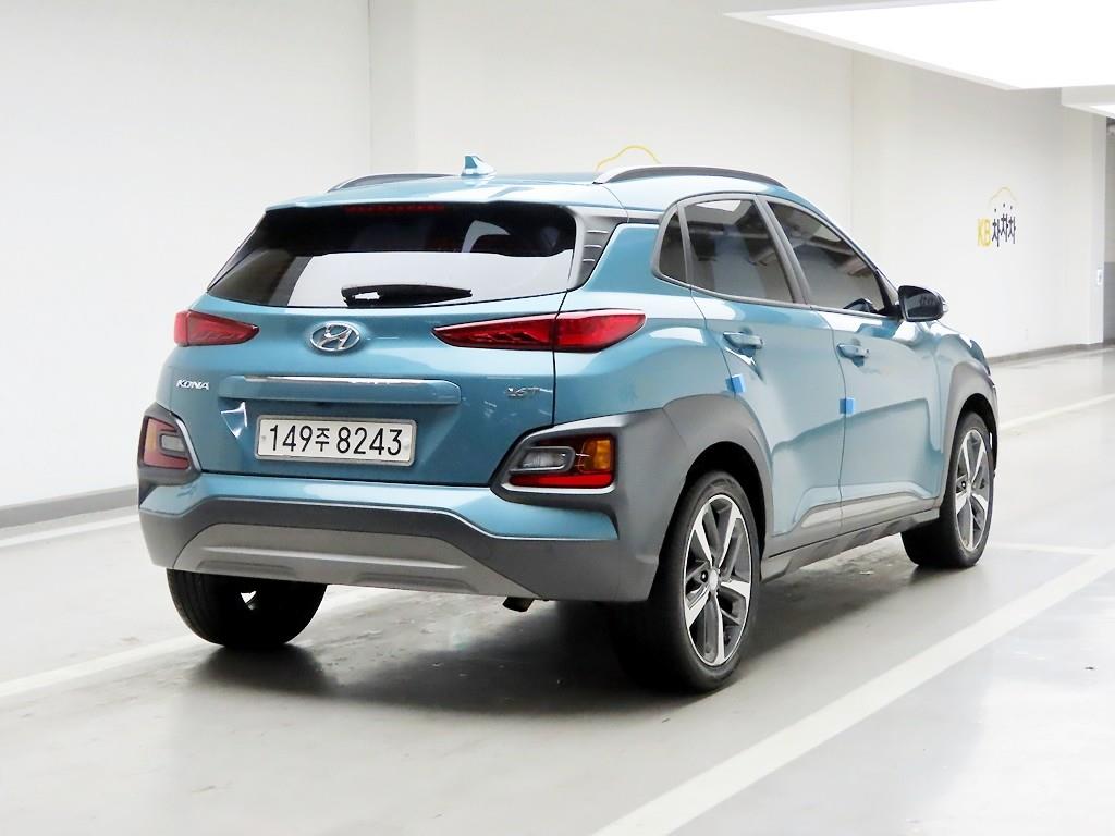 HYUNDAI Kona - Vista 4