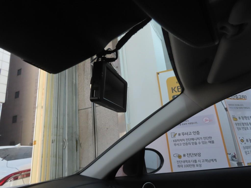 HYUNDAI Sonata - Vista 11