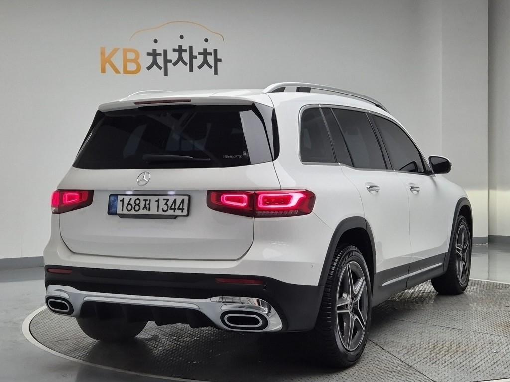 Mercedes Benz GLB Class - Vista 3