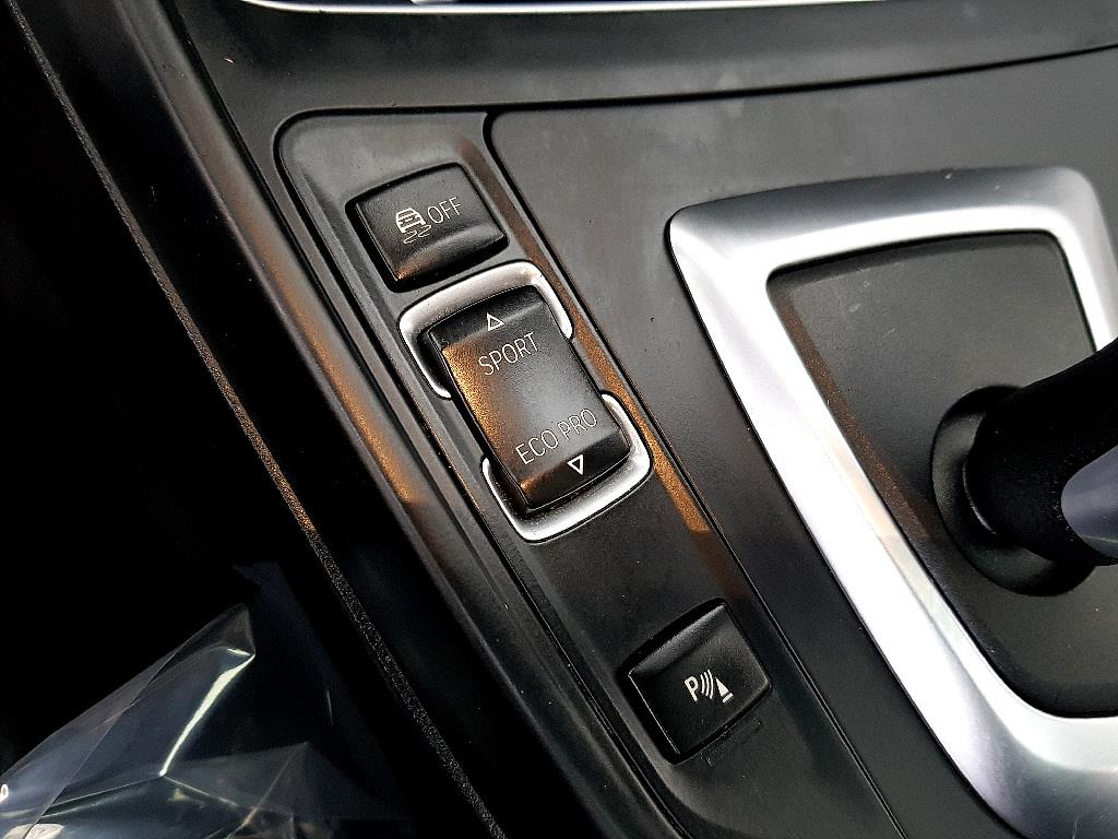 BMW 1 series 2018 Negro - Importación desde Corea - HF Imports Iquique - Foto 14