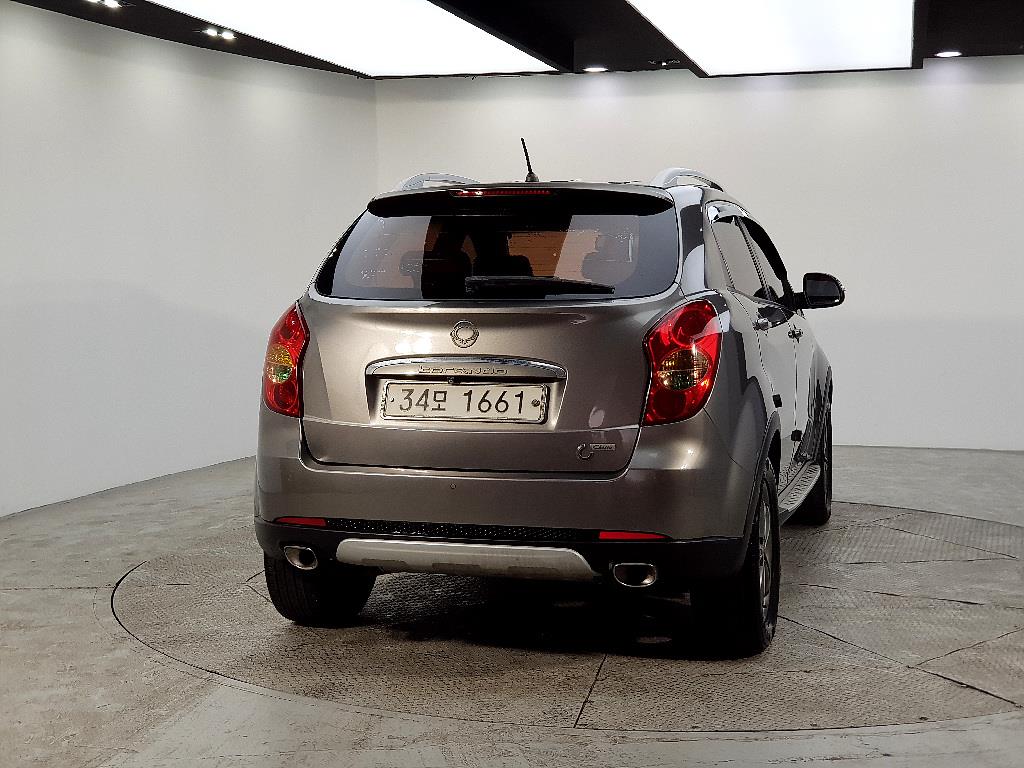 Ssangyong Korando - Vista 3