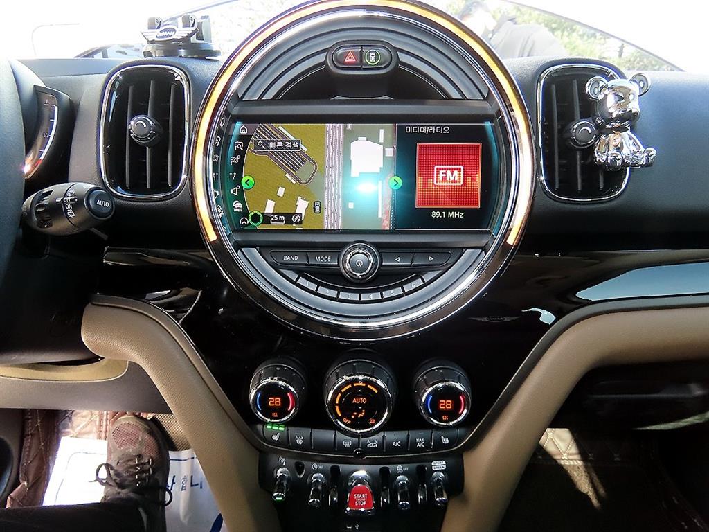 Mini Countryman 2020 Blanco - Importación desde Corea - HF Imports Iquique - Foto 13