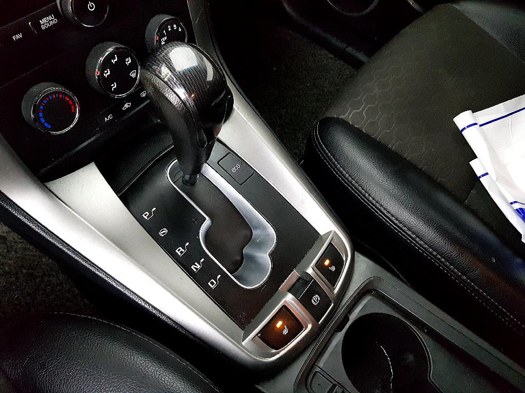 Chevrolet Captiva 2015 Plateado - Importación desde Corea - HF Imports Iquique - Foto 13