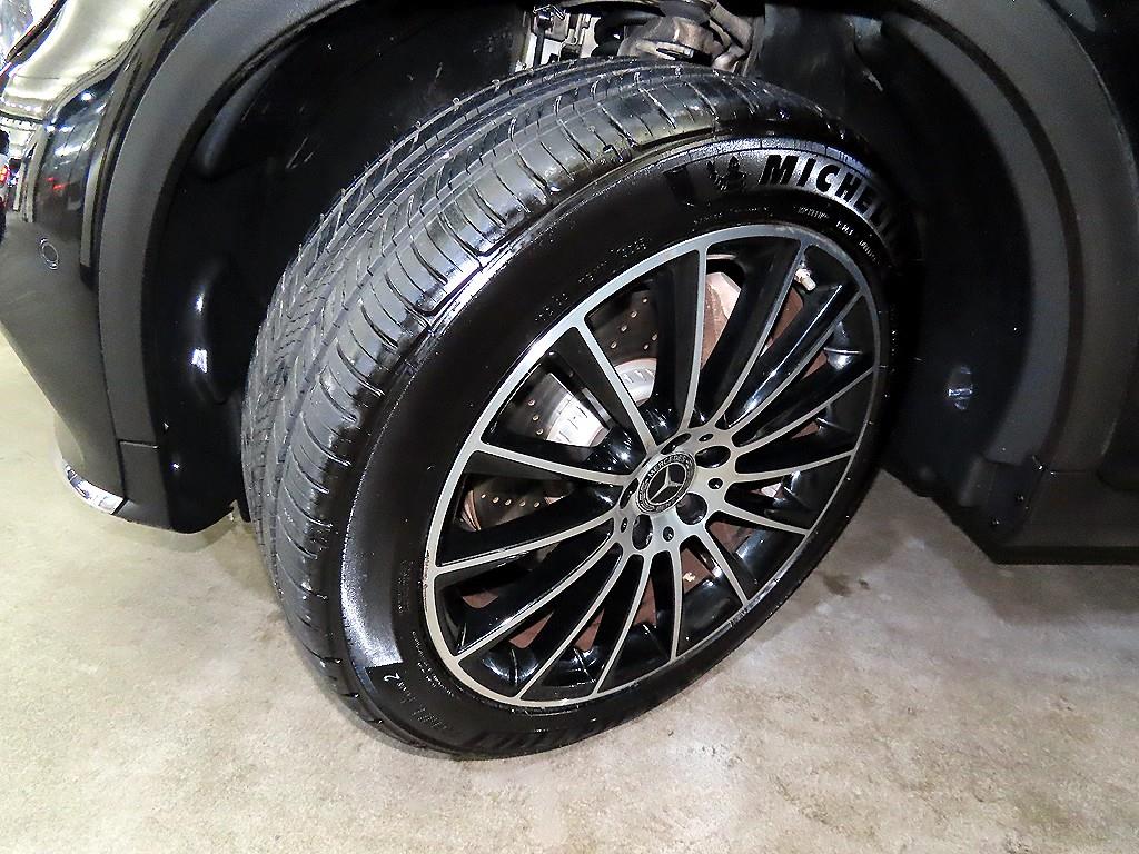 Mercedes Benz GLC Class 2017 Negro - Importación desde Corea - HF Imports Iquique - Foto 20