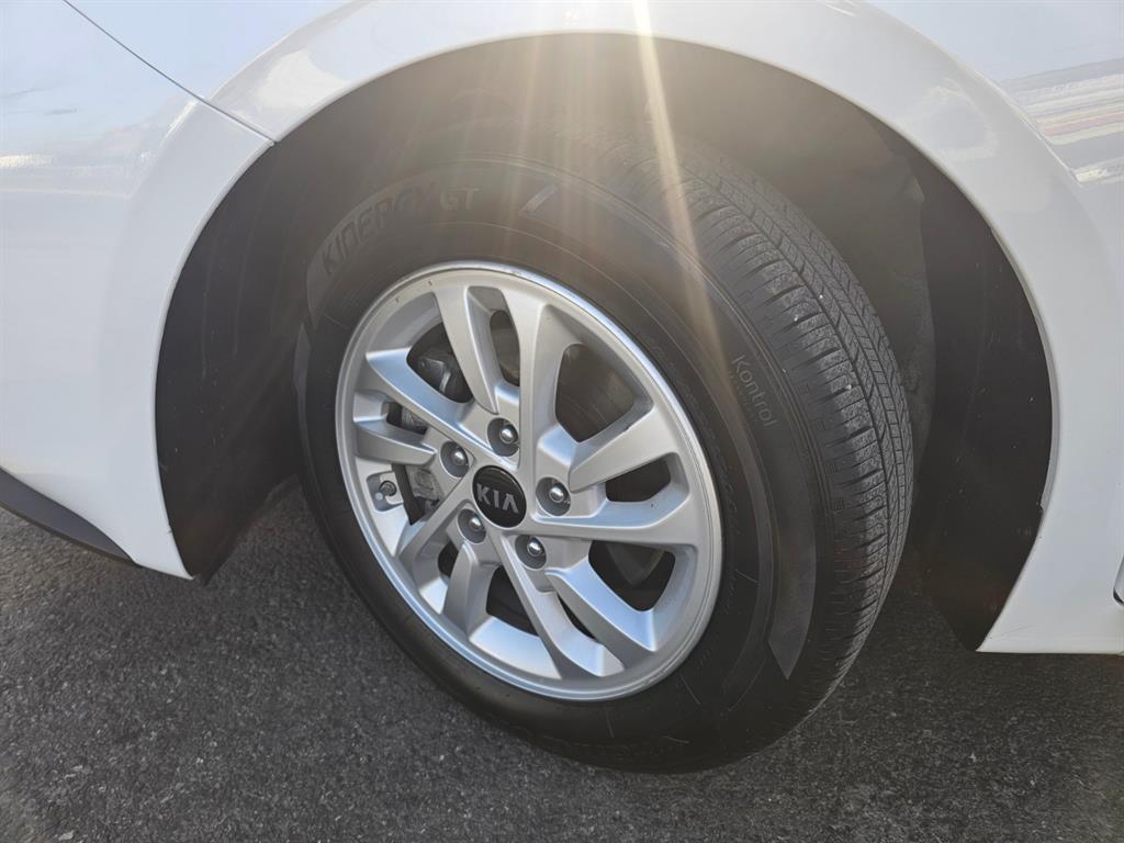 KIA K3 2021 Blanco - Importación desde Corea - HF Imports Iquique - Foto 18