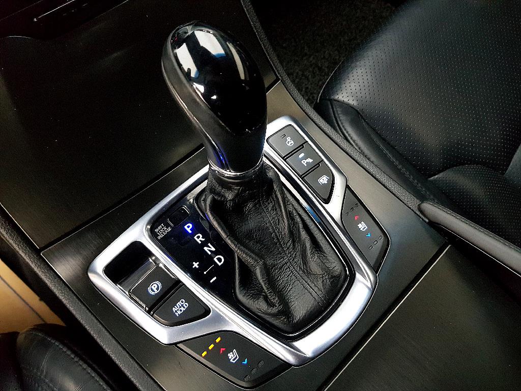 HYUNDAI Grandeur 2015 Blanco - Importación desde Corea - HF Imports Iquique - Foto 13