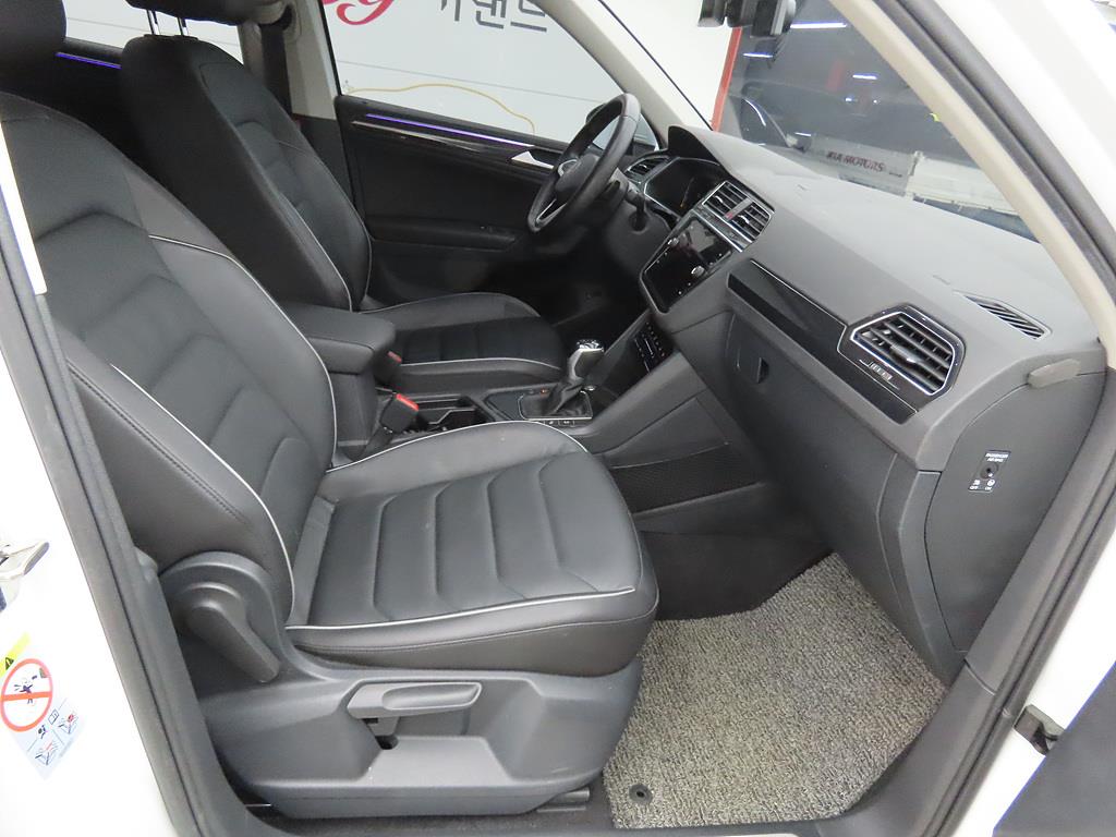 Volkswagen Tiguan - Vista 10