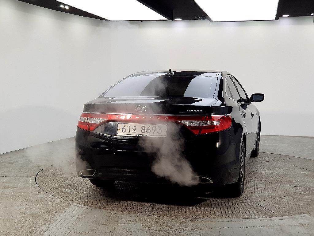 HYUNDAI Grandeur - Vista 3