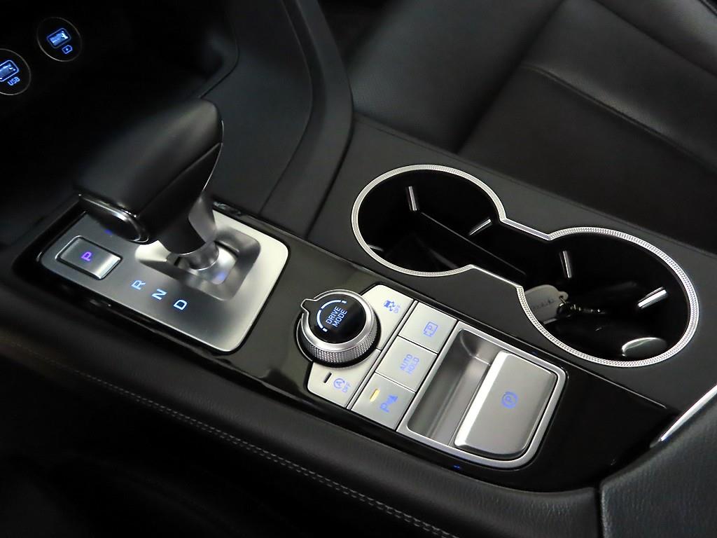 Genesis G70 - Vista 11