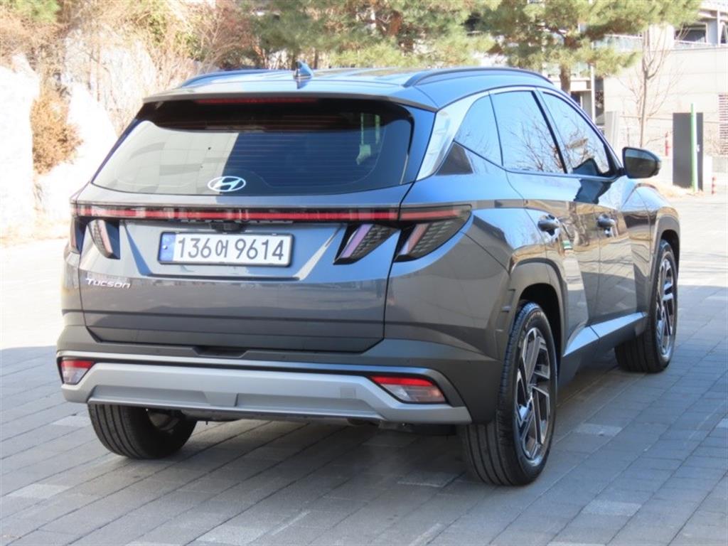 HYUNDAI Tucson - Vista 5