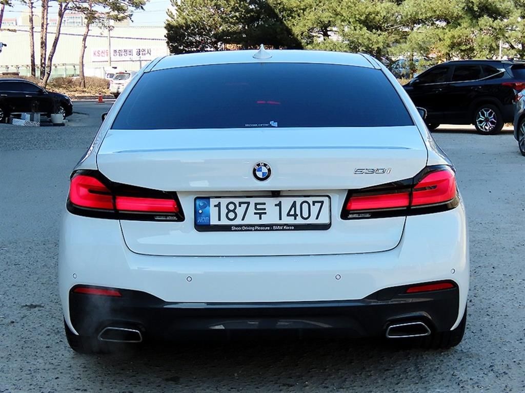 BMW 5 Series - Vista 2
