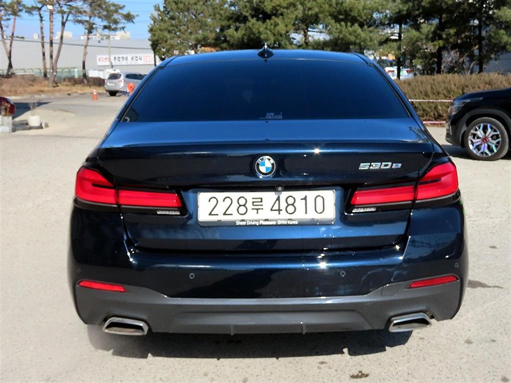 BMW 5 Series - Vista 8