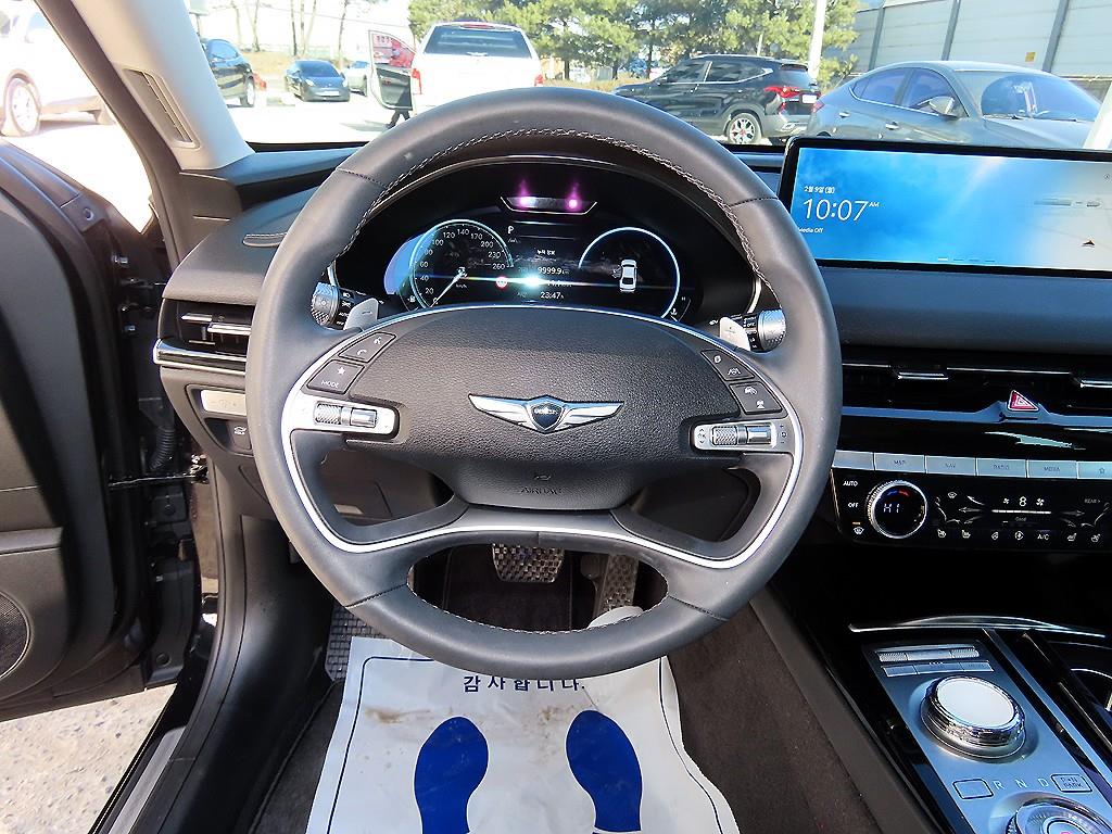 Genesis G80 - Vista 8