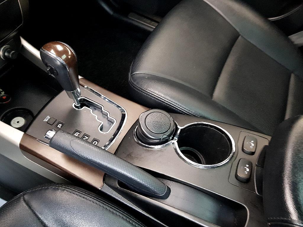 Ssangyong Korando - Vista 12