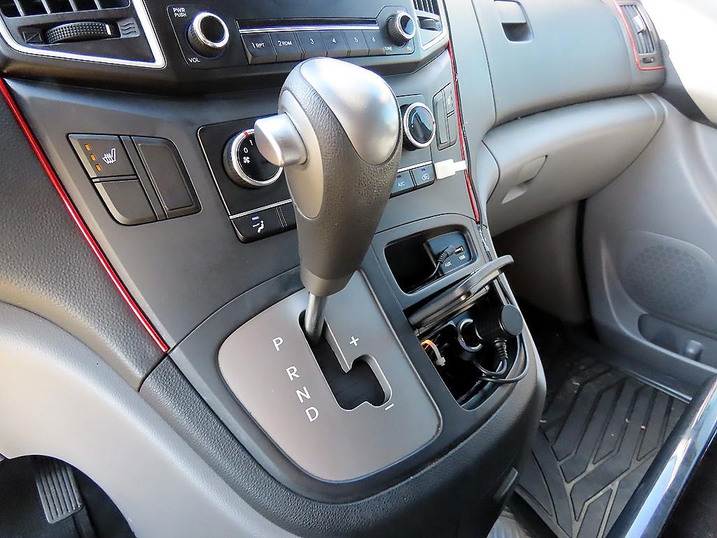 HYUNDAI Starex - Vista 11