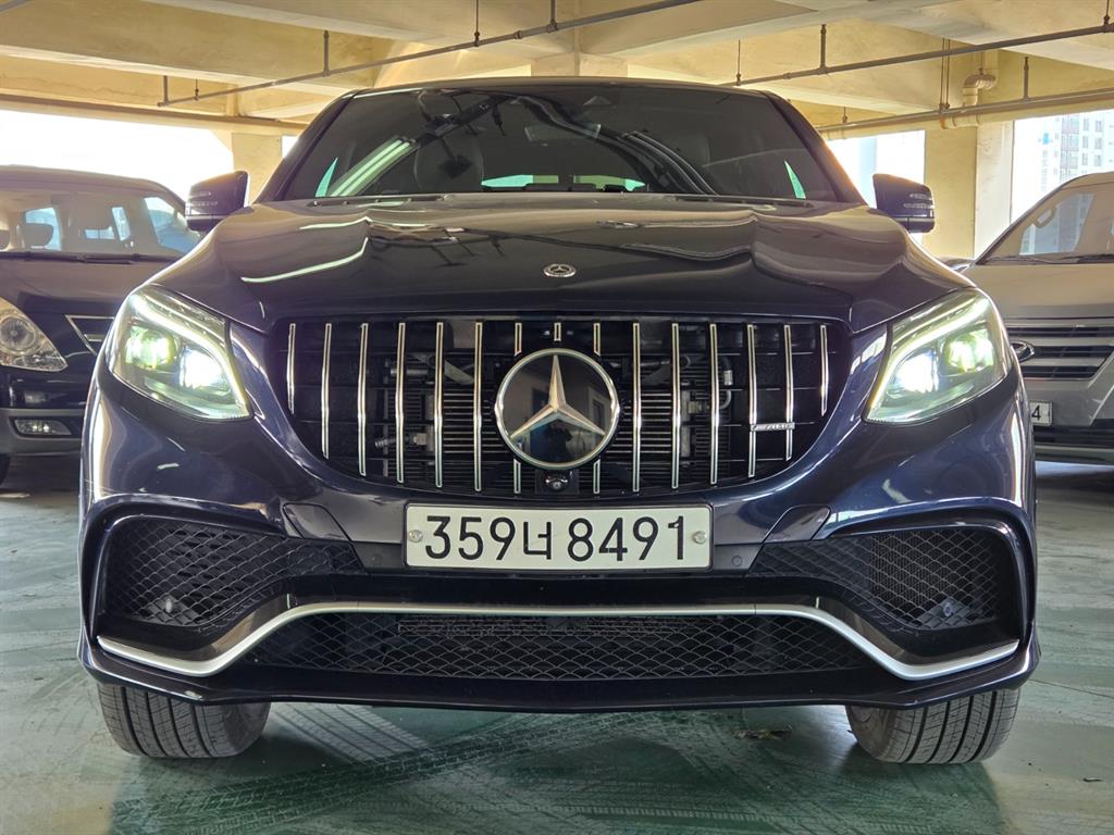 Mercedes Benz GLE Class - Vista 2