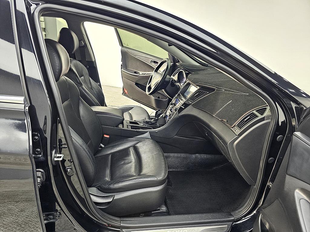 HYUNDAI Sonata - Vista 11